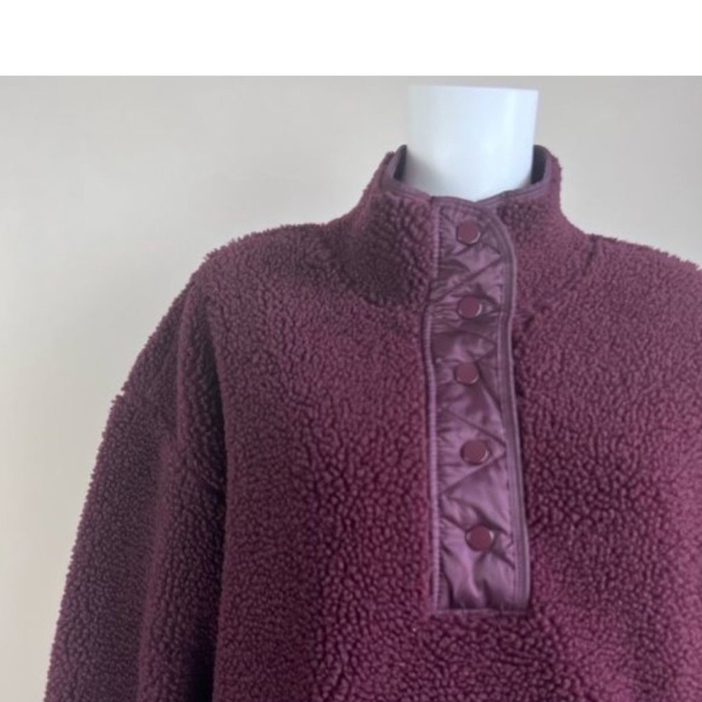 Athleta NWT Cozy Snap Sherpa - Picture 4 of 4